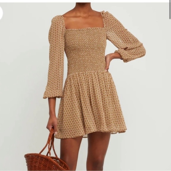 Kourt Calypso Women Tan Smocked Geometric Puff Sheer Sleeve Dress Size Medium - Picture 1 of 8